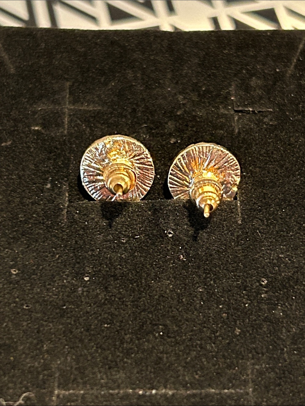 Pearl and Gold Halo Stud Earrings - Women Jewelry - Picture 3 of 3